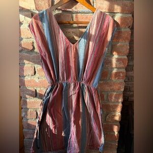 Universal thread dress, size XL. Good preloved condition.